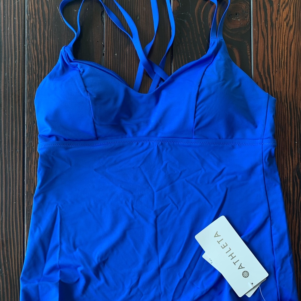 Athletes tankini top